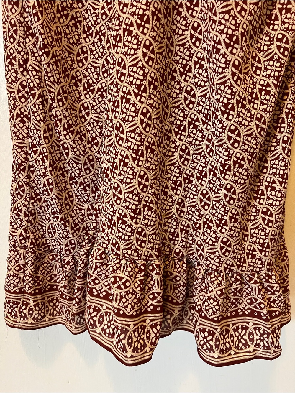 Max Studio Burgundy Geometric V-Neck Maxi Dress - Picture 5 of 9